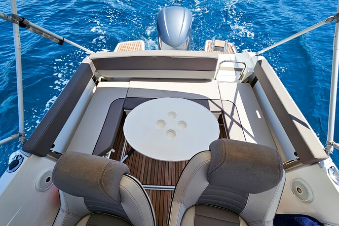 Private Local Guided Speedboat Tour in Dubrovnik Archipelago - Three Green Caves: a quick, satisfying circuit for swimmers