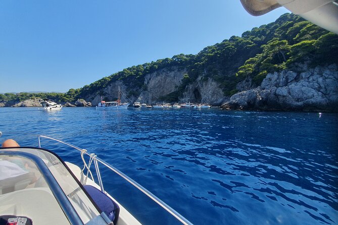 Private Local Guided Speedboat Tour in Dubrovnik Archipelago - What’s included on board, and what costs extra in cash