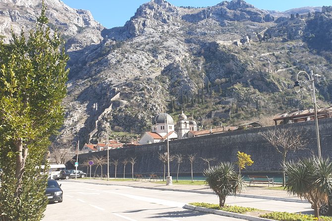 Private Montenegro Day Trip from Dubrovnik in Mercedes V-Class - Stop 1: Our Lady of the Rocks and the story of the man-made islands