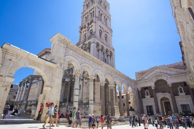 Private Point to Point transfer Dubrovnik - Split with stop in Ston - Door-to-Door Dubrovnik to Split: The Comfort Advantage