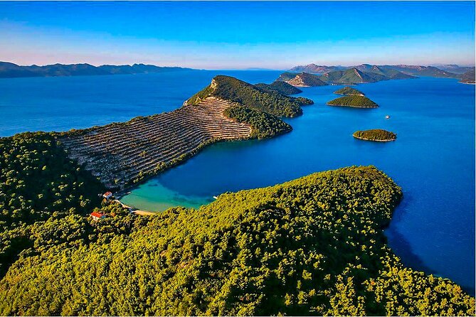 Private south Mljet & west Elafiti islands tour - Jakljan Island: a quieter hour for unhurried water time