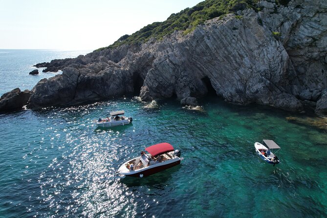 Private Speedboat Tour- Blue cave, sandy beaches and snorkelling - The 8-Hour Option to Mljet National Park