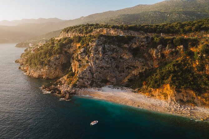 Private Speedboat Tour over Elaphiti Islands and Hidden Caves - Stop 5: Sipan, Suđurađ village time, then the ride back