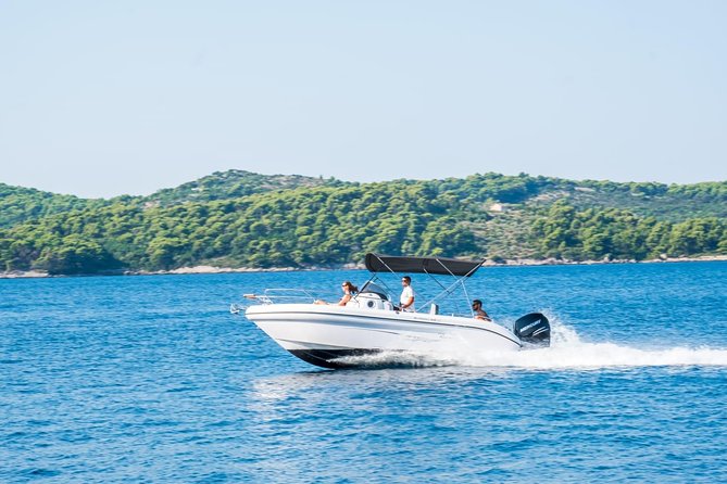Private speedboat tour to Elaphiti Islands - Your 10:00 AM start and how the skipper shapes the route