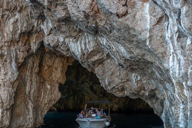 Private Three island Tour from Dubrovnik - Sipan: a short island stop with big island character