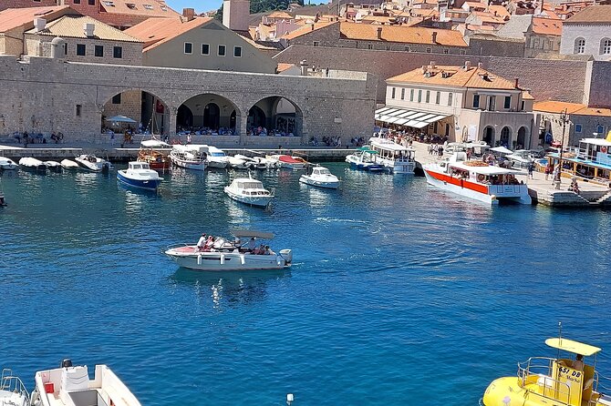 Private Three island Tour from Dubrovnik - Dubrovnik wall views on the way to Koločep