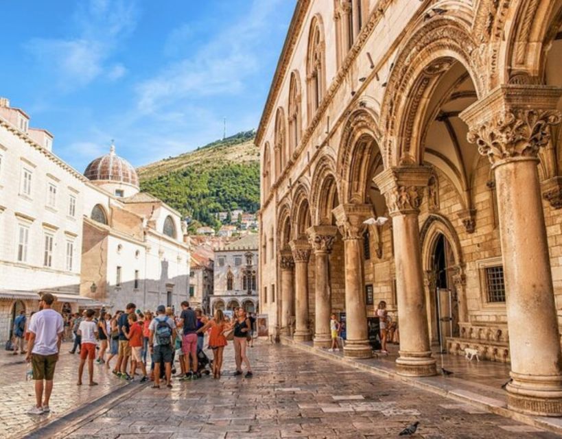 Private Tour: Best of Dubrovnik Walking Tour - Onofrio’s Fountain and the 16 masquerades you can drink from