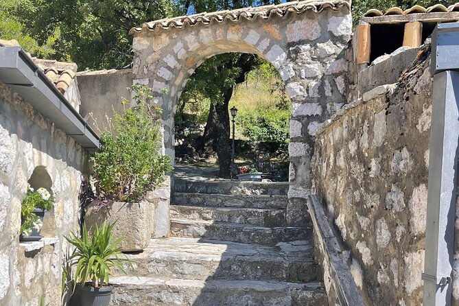 Private Tour: Cavtat and Konavle Day Trip from Dubrovnik with Lunch - Sivi Soko viewpoint: the wide-angle Konavle and island picture