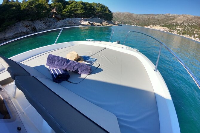 Private Tour: Elaphite Islands with Jeanneau Cap Camarat 7.5 WA from Dubrovnik - Šunj Beach and Lopud: How to Spend the Middle of the Day