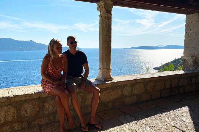 Private Tour of Dubrovnik with Legendary Classic Car Old-Timer - Dubrovnik Neighborhoods and the Harbor-View Route