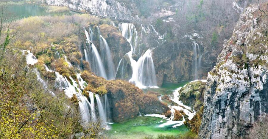 Private Tour of National Park Plitvice from Dubrovnik - Covering all 16 lakes and waterfalls in one 12-hour day