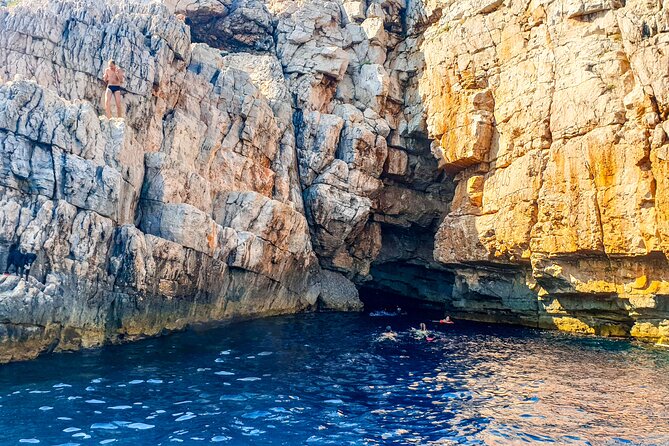 Private tour to the island of Mljet and Odysseus cave - Odysseus Cave swim: myth, timing, and why you can’t get right up
