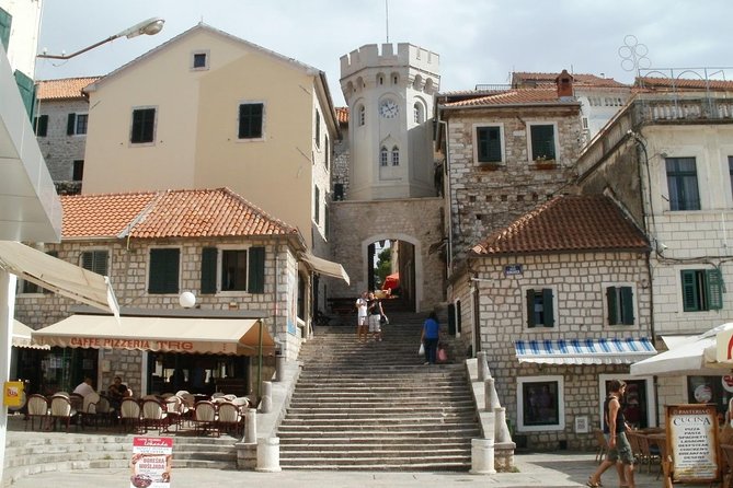 Private Transfer from Dubrovnik airport to Herceg Novi - Pickup and the kind of comfort you feel immediately