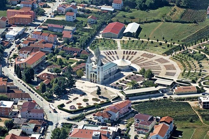 Private transfer from Dubrovnik to Medjugorje - What You Get in the Air-Conditioned Ride (and Why It Matters)