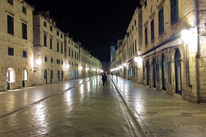 Private Walking Tour Dubrovnik - Hidden Streets of the Old Town - Stop 2: Rupe ethnographic museum and the granary story in hidden streets