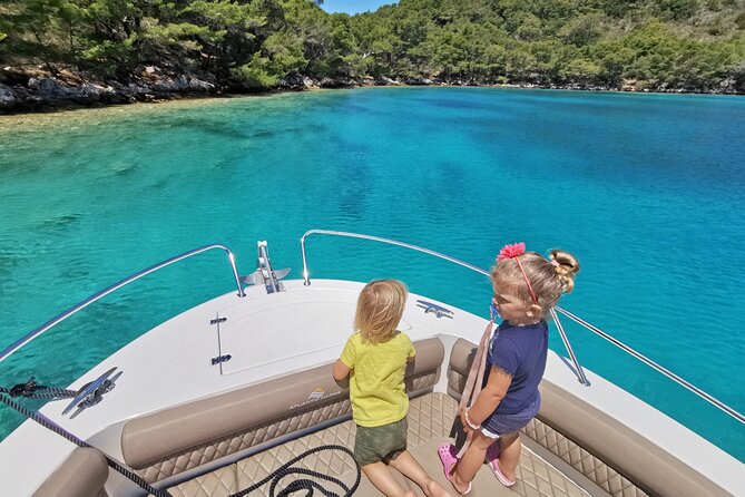 Rent a luxury speed boat for great fun on this Elaphiti Islands tour - Key things to know before you book