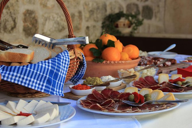 Rural Side of Dubrovnik: Cooking Class in Local Household - Cavtat Old Town and Epidaurum Greek Roots in One Hour