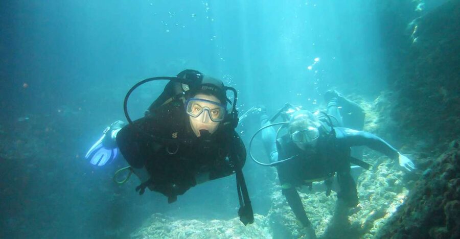 Scuba Diving in Dubrovnik: 1 Dive for Certified Divers - Taranto shipwreck: a quick ride and a strong World War II connection