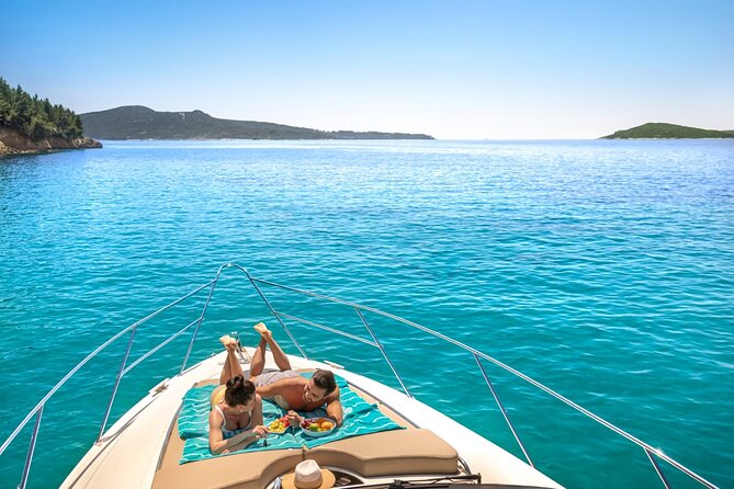 Small group tour by premium yacht to Elaphite Islands - Getting to the boat: pickup from Dubrovnik and a smooth start