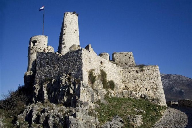 Split, Trogir and Klis Private Tour from Dubrovnik - Palazzo di Diocleziano time in Split: Roman palace walls and lunch-friendly freedom