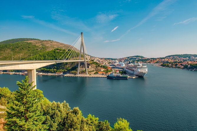 Srdj hill scenic panorama drive and Dubrovnik Old Town PRIVATE TOUR - Mount Srđ and the bunker viewpoint used in Dubrovnik promo videos