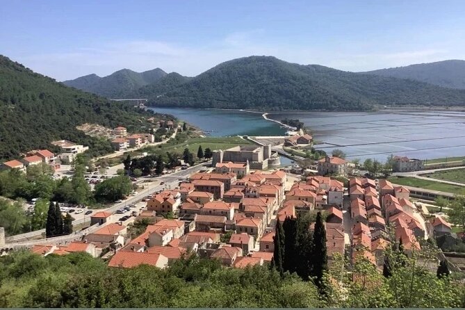 Ston Tour: City Walls, Saltworks, Wine & Adriatic Seafood - Miloš Winery on Pelješac: where the tasting is the point