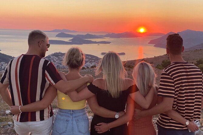 Sunset and Wine / Dubrovnik Sunset Tour and Premium Wine Tasting - A 2-hour sunset loop that does not beat you up
