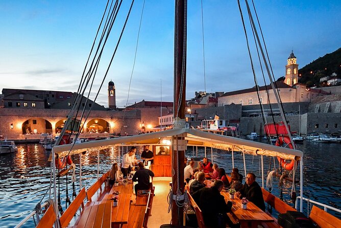 Sunset Cruise | Cocktail Experience on Board around Dubrovnik - Onboard Comfort: Crowds, Seats, Blankets, and View Strategy