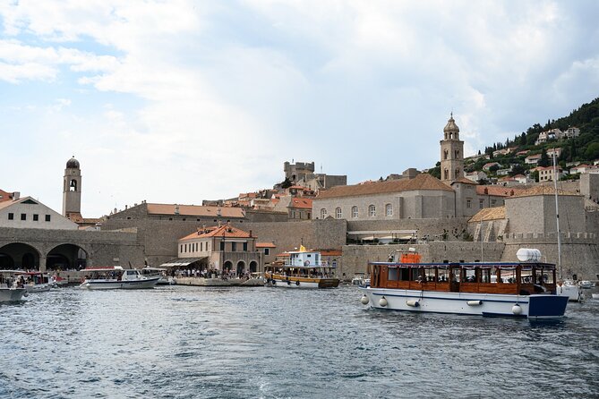 Sunset Panorama Boat Tour around Old Town Dubrovnik - Key Points Before You Go