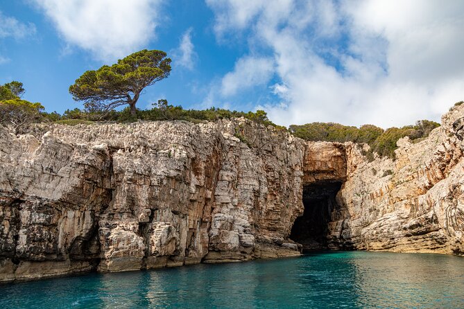 Sunset Panorama Cruise in Dubrovnik - Staff, Pace, and Communication Reality Check