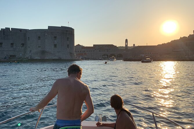 Sunset Tour–A Sunset That Isn’t Stuck in Front of the Old Town - Why This Sunset Cruise Keeps the View Moving
