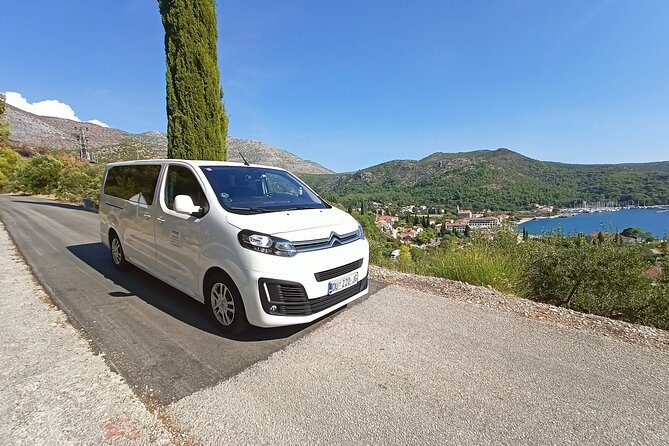 TOP OFFER: Dubrovnik to Split via Ston, Počitelj, Mostar, Kravica - Mostar Old Bridge in the middle of the route