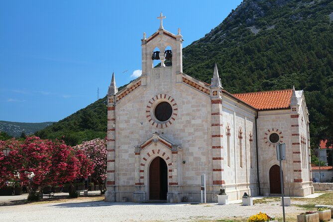 Transfer Dubrovnik to Split with Sightseeing in Ston Town - Ston Salt Works: the shortcut to an older way of life