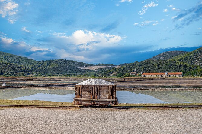 Transfer Dubrovnik to Split with Sightseeing in Ston Town - Why Ston is the perfect sightseeing stop on the way