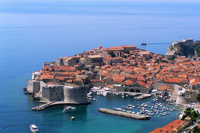 Transfers from Dubrovnik - Car vs Mini Van, and How to Choose the Right Fit