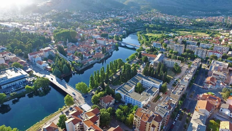 Trebinje Tour with Luxury Transportation and Wine Tasting - Tvrdoš Monastery: a 15th-century stop with vineyard air