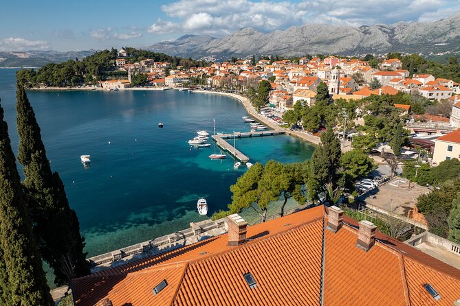 Villa Banac - Gallery Entrance - Villa Banac in Cavtat: why this small stop works