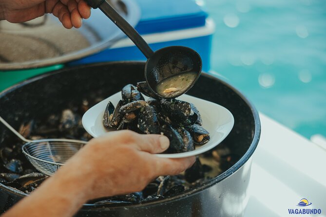 Walking & boat tour - visit Ston Walls and taste shells on farm - Key highlights at a glance