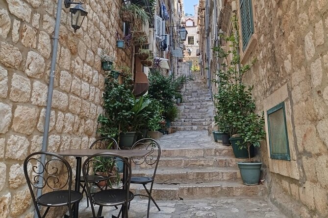 Walking Tour to Old City - Best Time and Best Fit for This Tour