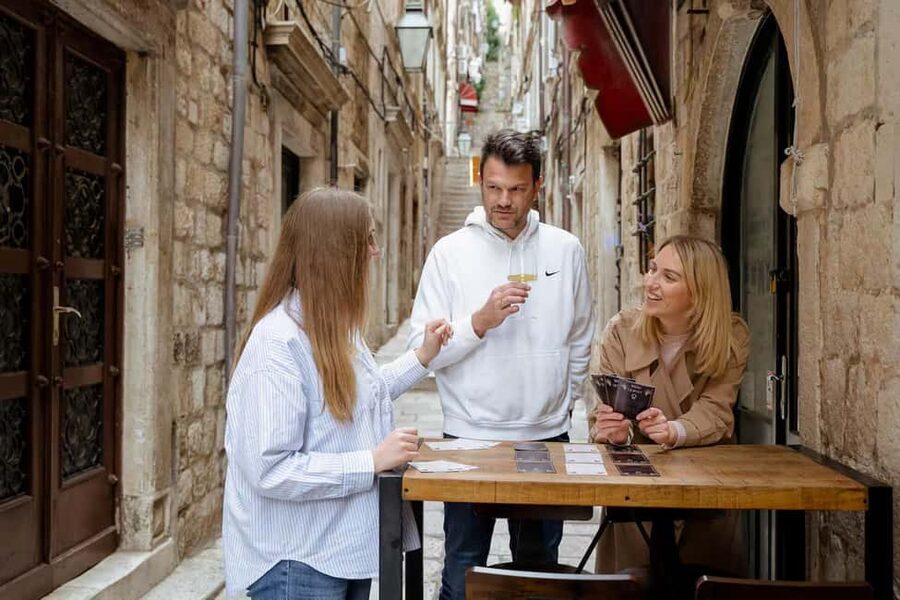 Wine Tour - Get to know local grapes - The five interactive challenges that teach you how to taste